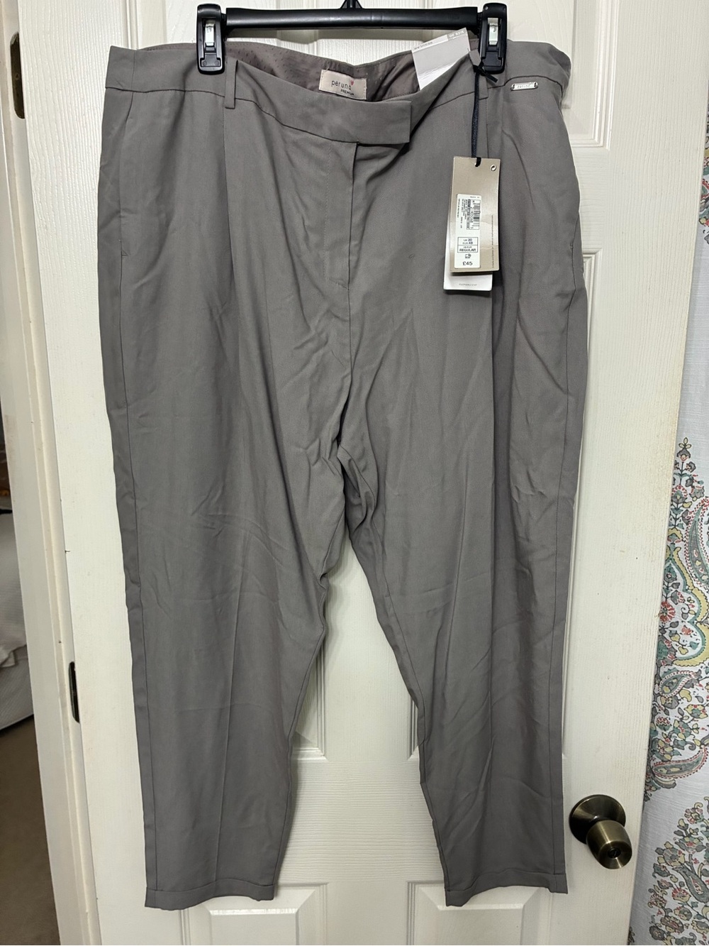 per una Gray Cropped Tailored Trousers